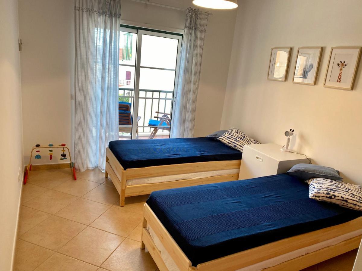 St. James Beach & Pool Apartment Luz Extérieur photo